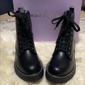 NEW Madden Girl Kurrt Women’s Lace Up Boots